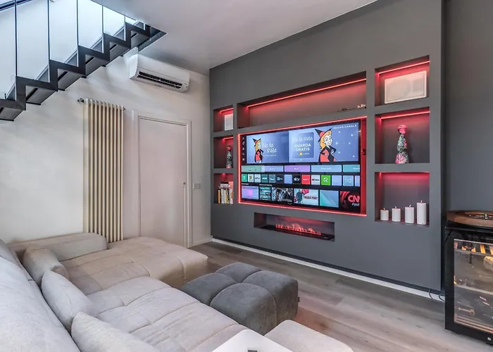 Skyjungle, Luxury Penthouse Private Pool And Apartament Mediolan